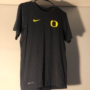 Grey Oregon Nike runner shirt dri-fit